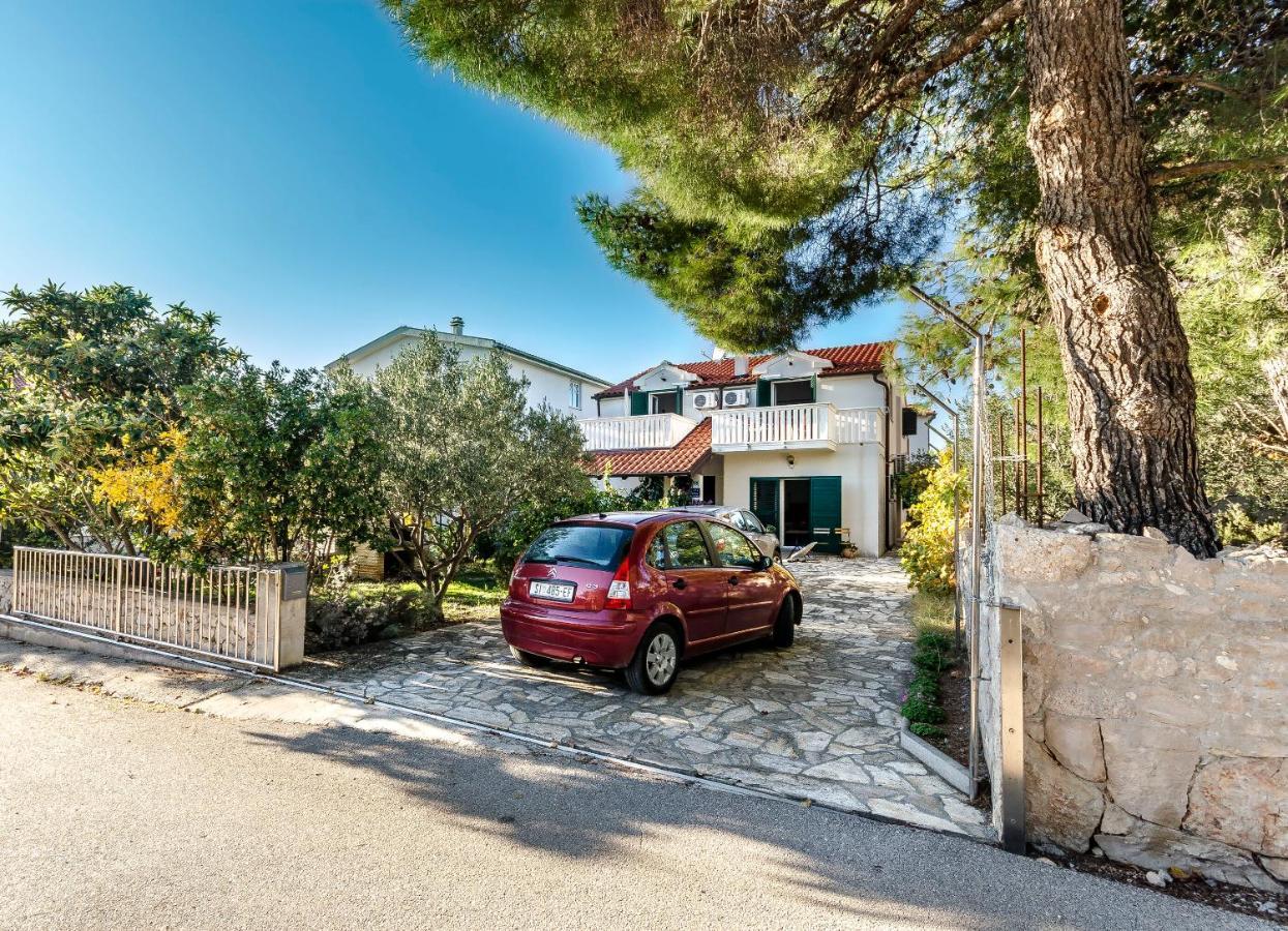 Apartments Garoful Tribalj Zewnętrze zdjęcie