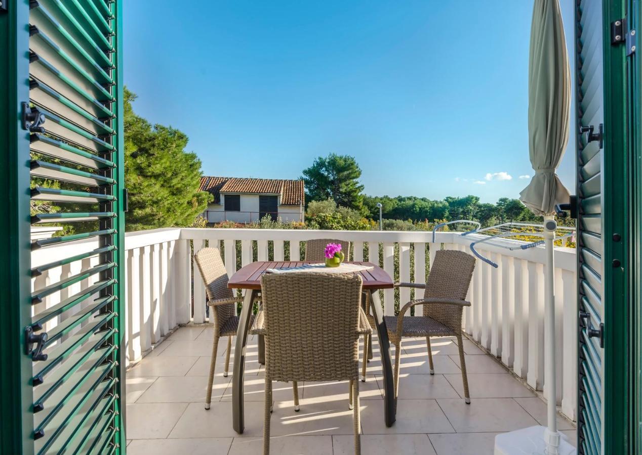 Apartments Garoful Tribalj Zewnętrze zdjęcie